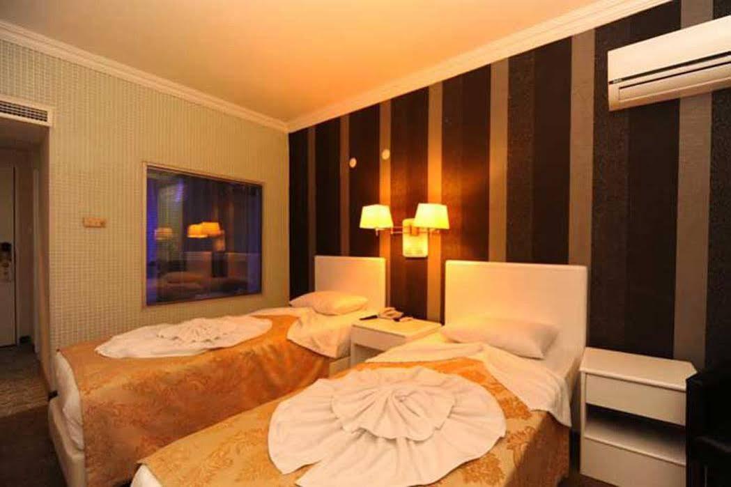 Mara Palace Hotel Fethiye Bagian luar foto